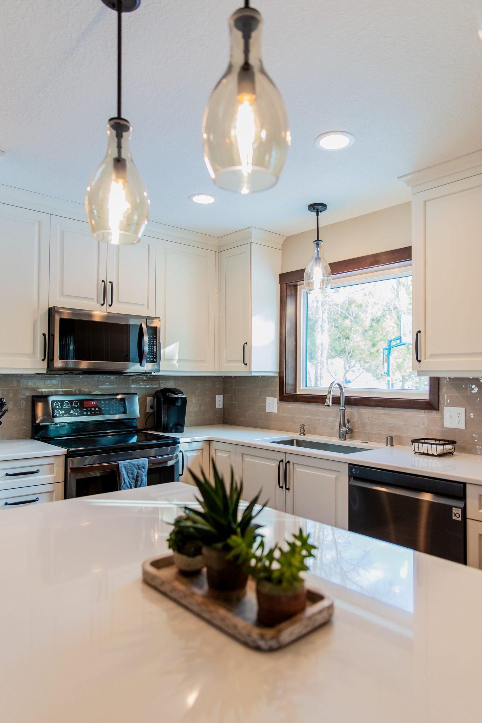 The Ebony Island Kitchen — photo 9
