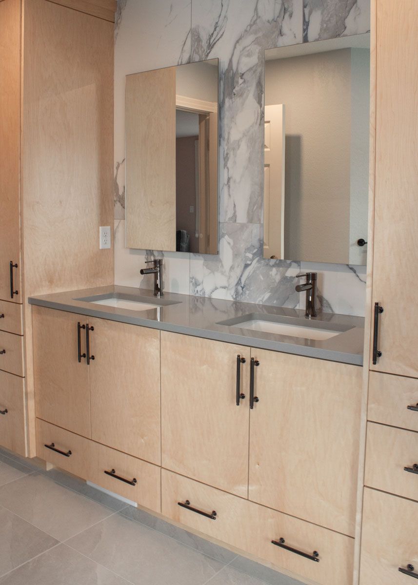 European Inspired Bathroom — photo 7