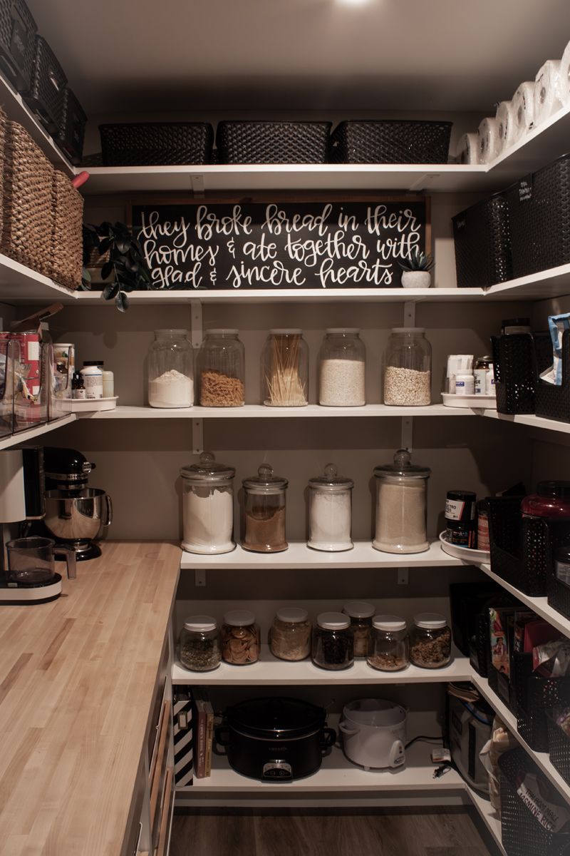 The Bold Modern Kitchen — photo 22