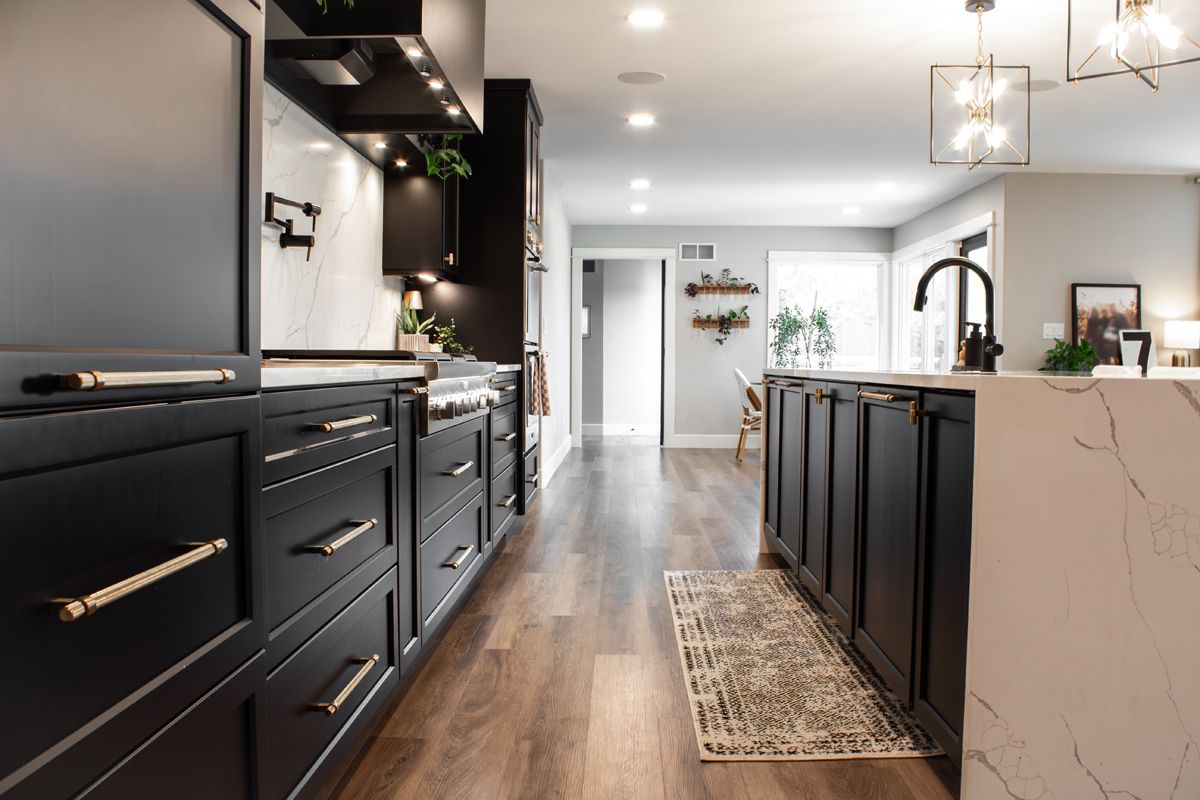 The Bold Modern Kitchen — photo 7