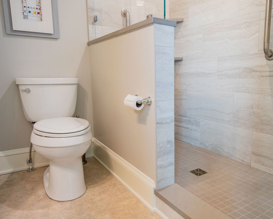 The Vaulted Primary Suite — photo 10