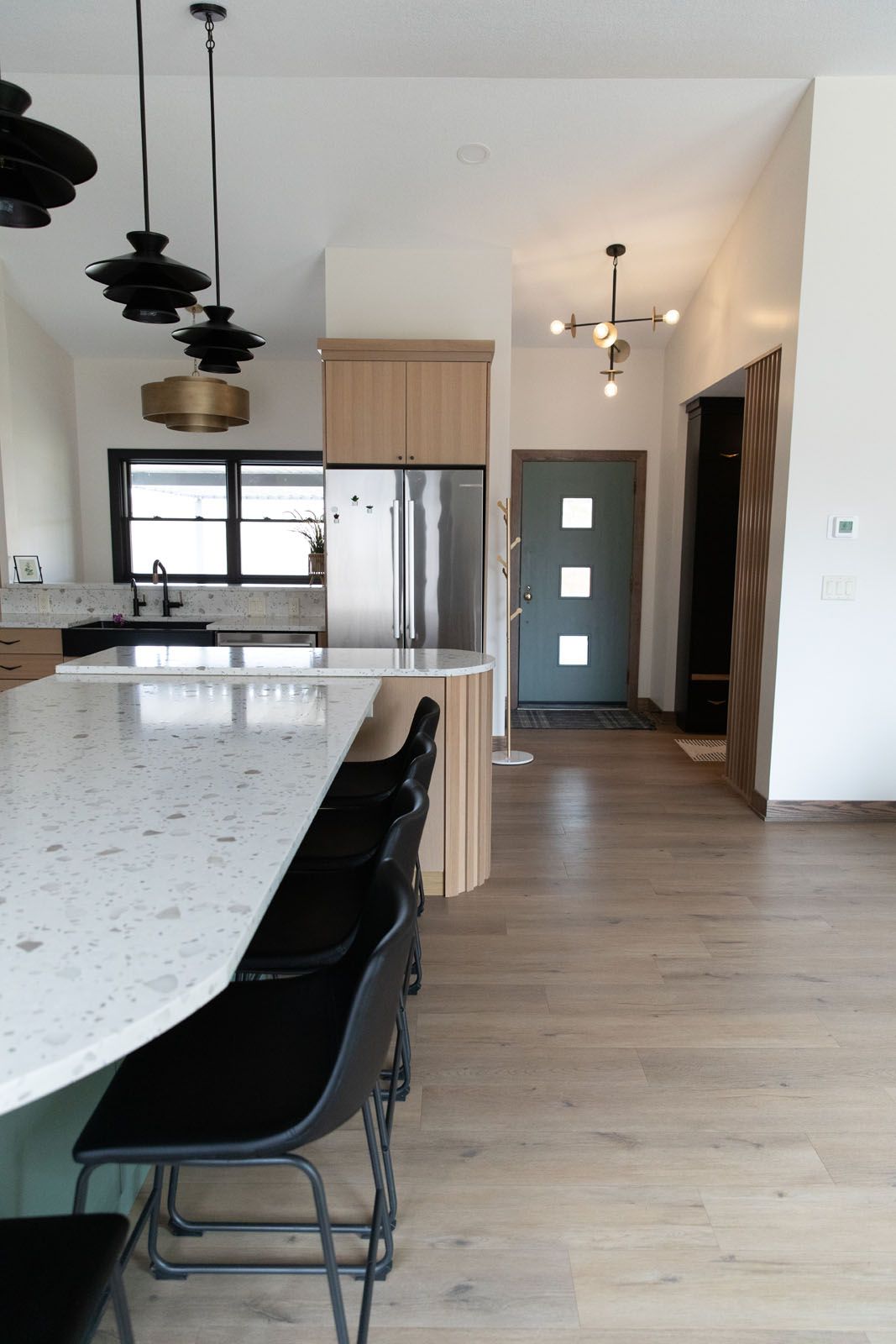 Midcentury Modern Kitchen — photo 5