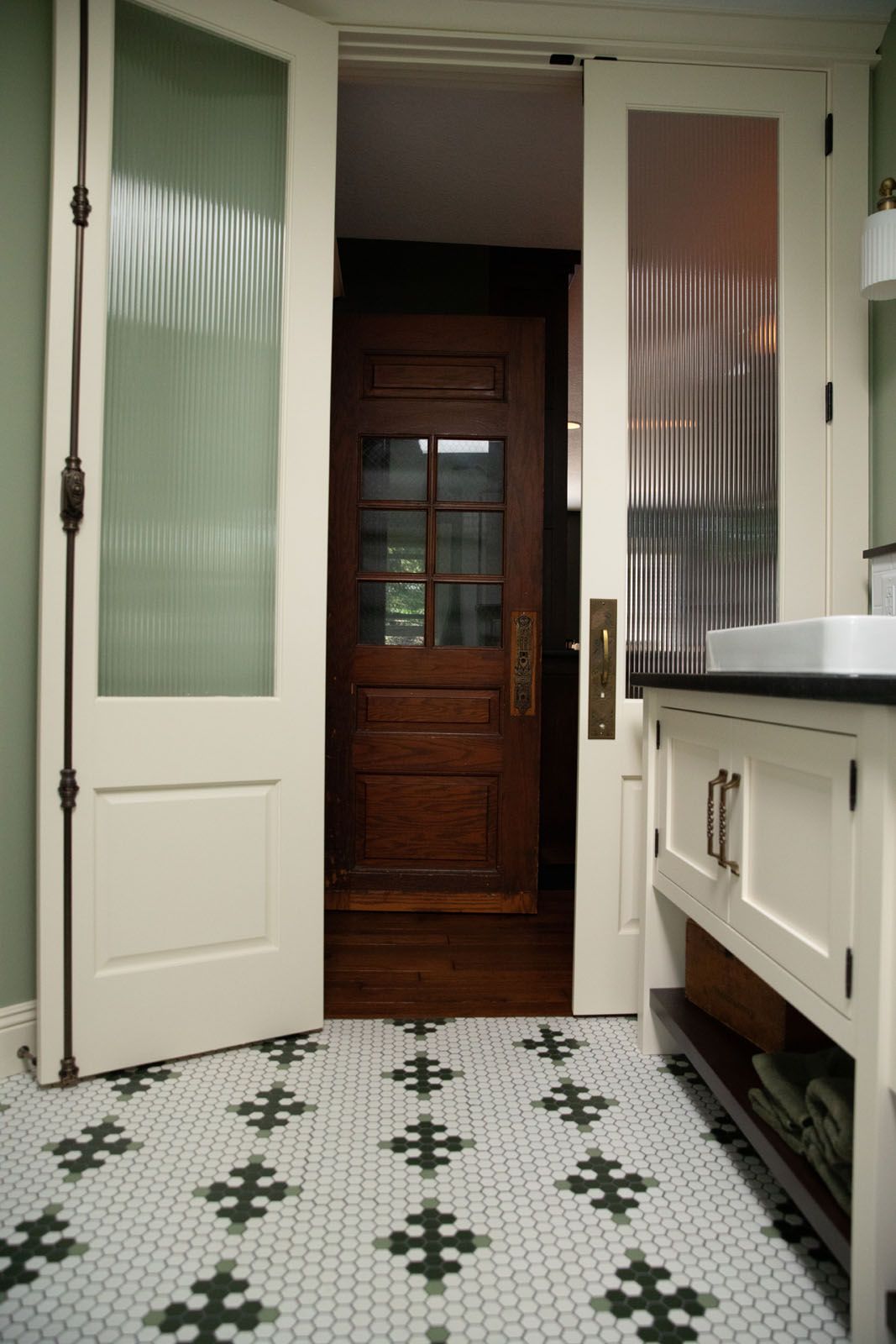 The Serene Primary Suite — photo 10