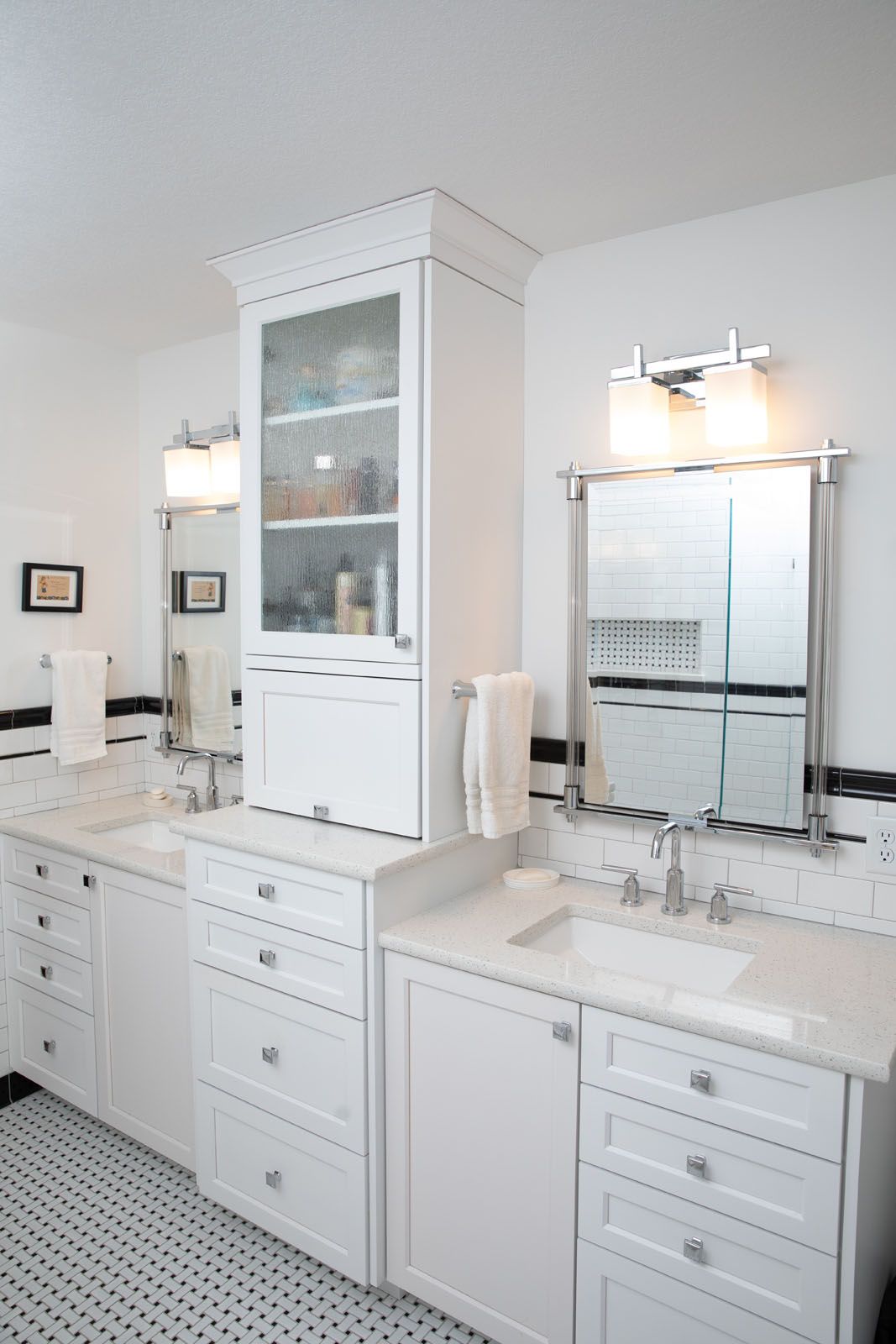 The Transitional Bathrooms — photo 7