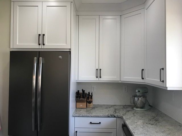 The Contemporary Galley Kitchen — photo 7