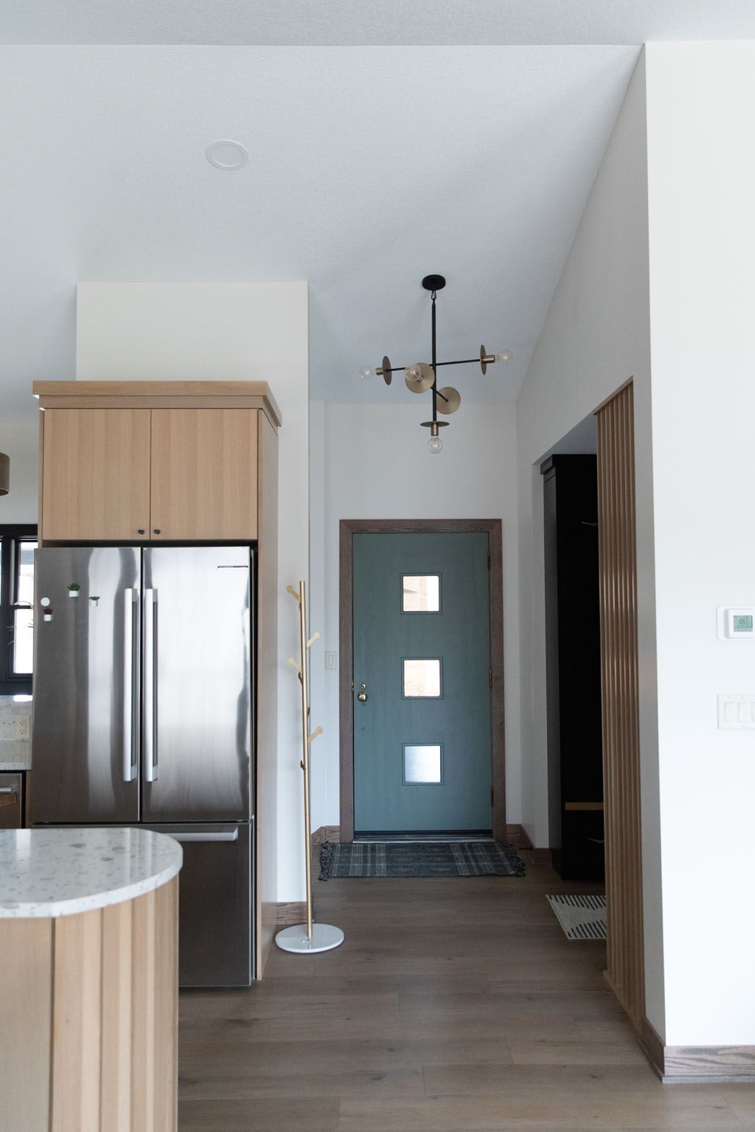 Midcentury Modern Kitchen — photo 6