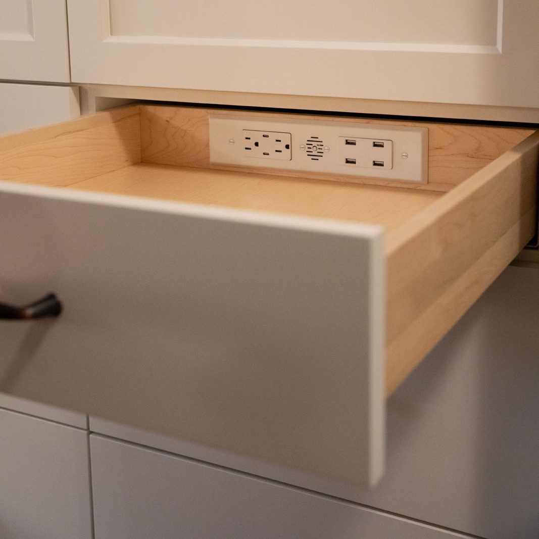 The Timeless White Kitchen — photo 6